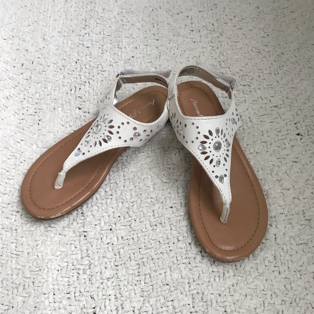 Girls American Eagle White Sandals size 1